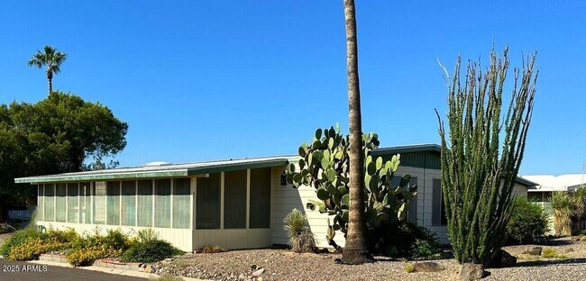 Photo - 2501 W Wickenburg Way House