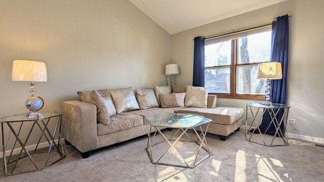 Photo - 1401 Knoll Dr