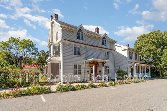 Photo - 149 N 2nd St Unit Apt B