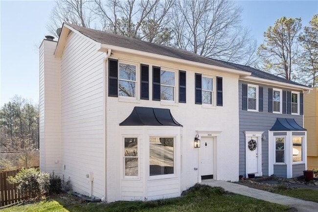 Building Photo - 1854 Cooper Lake Dr SE