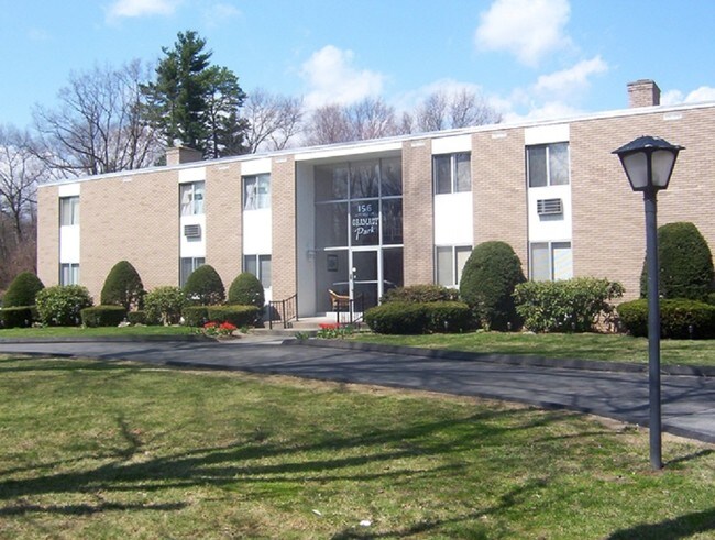 Photo - 156 Suffield St Unit 8