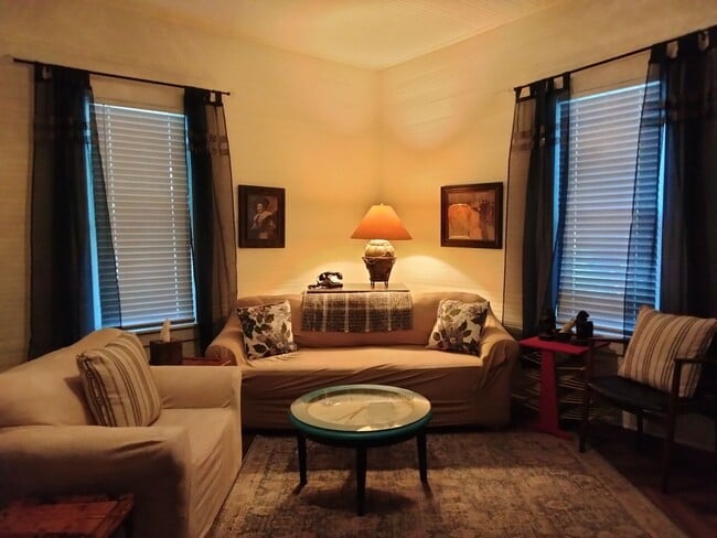 Photo - Totally Remodeled 2 Bedroom 1 Bath House-Furnished or Unfurnished ! Coming SOON!