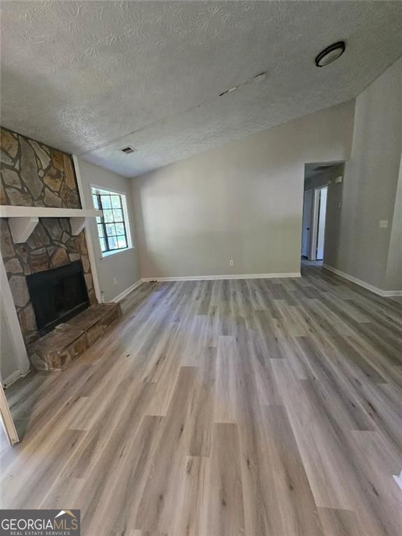 Photo - 5644 Singleton Rd