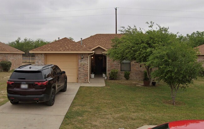 Building Photo - 108 Round Rock Dr