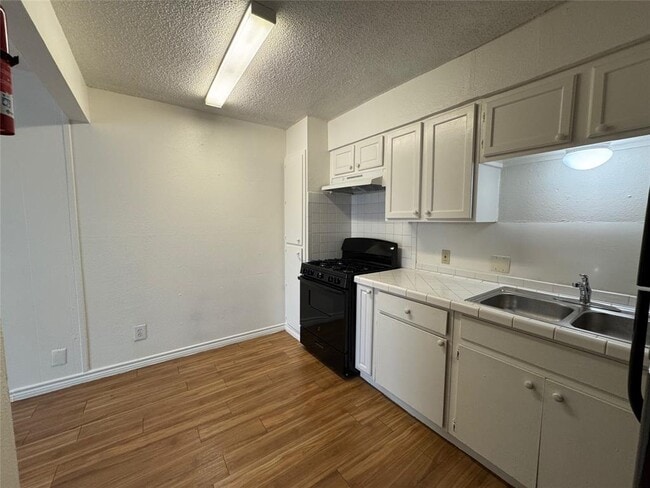 Photo - 4810 W Wind Trail