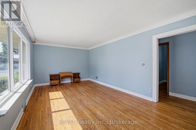 Photo - 6427 Burdette Dr