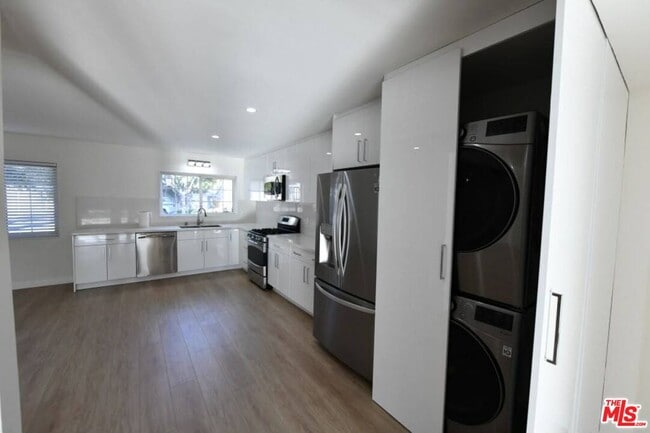 Photo - 3125 Jacinto Ave