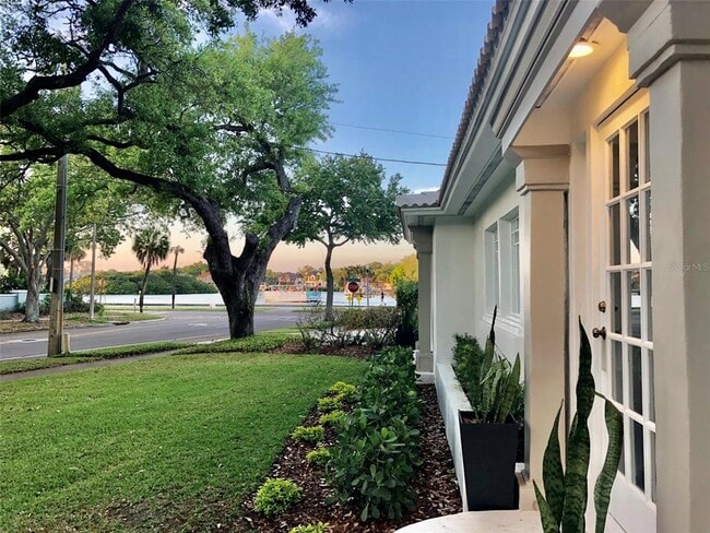 Photo - 1801 Beach Dr NE