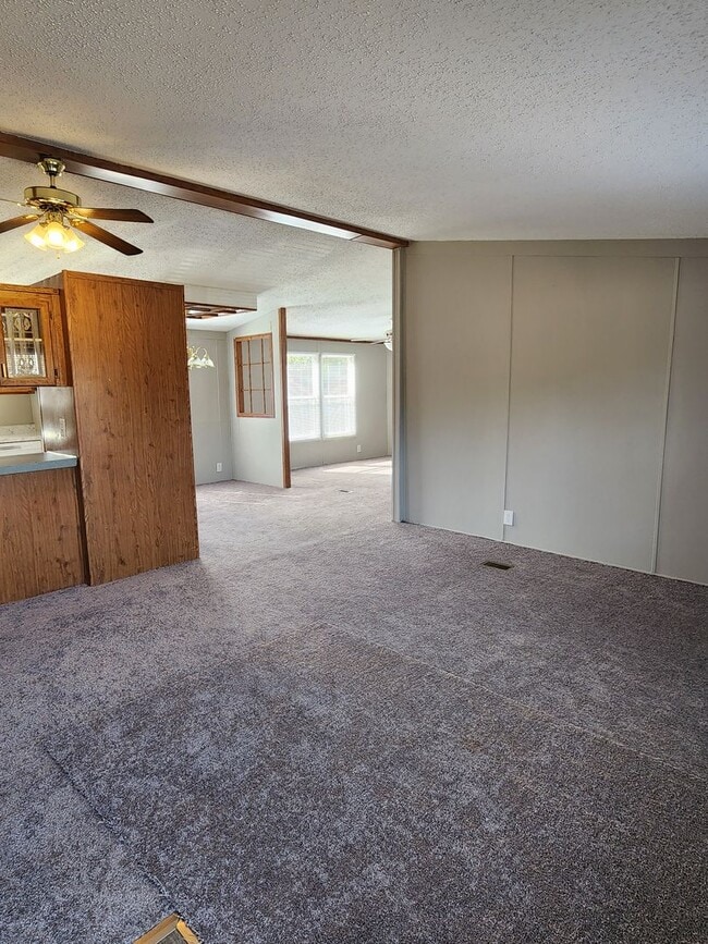 Photo - 7965 E Oglethorpe Hwy