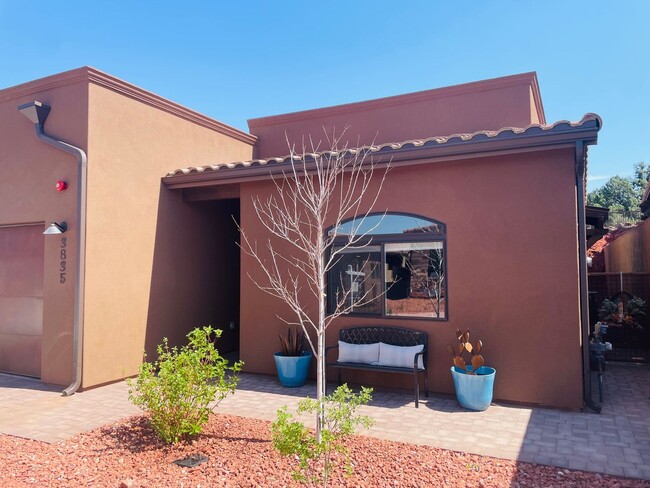 Building Photo - 3835 Portofino Wy