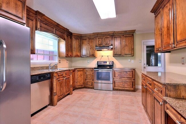 Photo - 1601 Kings Row