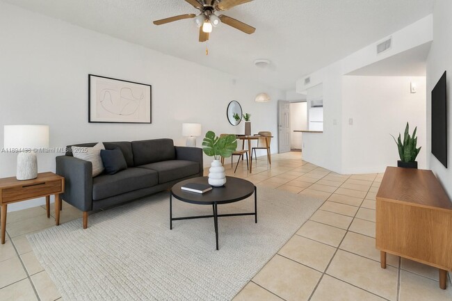 Building Photo - 8225 Lake Dr Unit 304