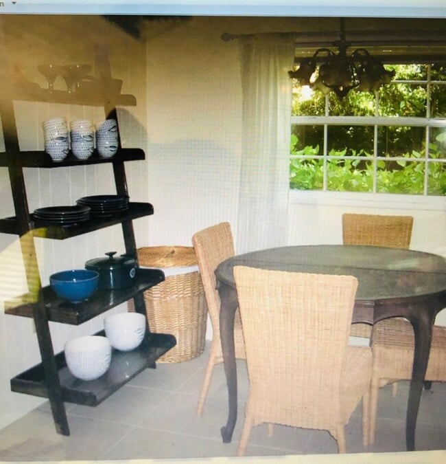 Photo - 4214 Wilkinson Rd