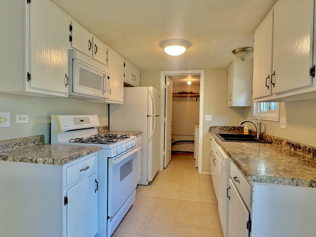 Photo - 3302 Acorn Ct