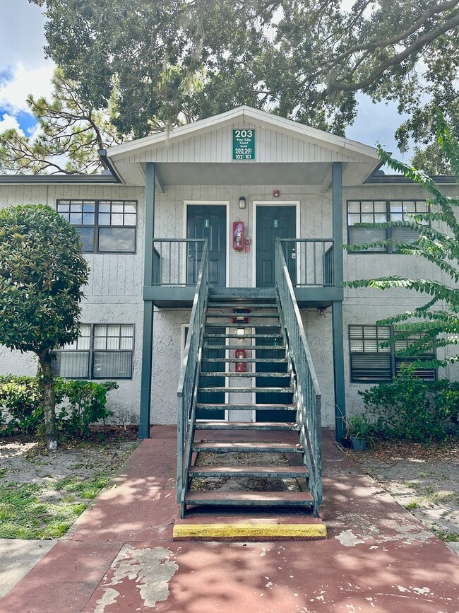 Building Photo - 203 Pine Tulip Ct Rental