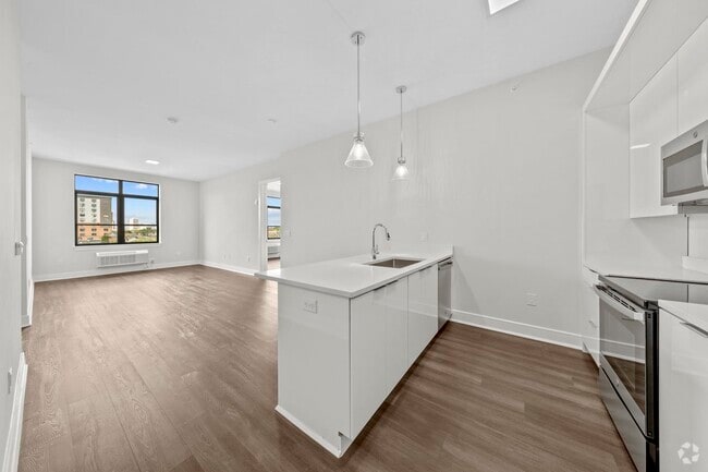 Building Photo - 121 34th St Unit 302 Rental