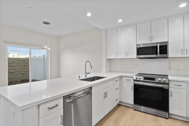 Building Photo - Rancho Fanita Villas Rental