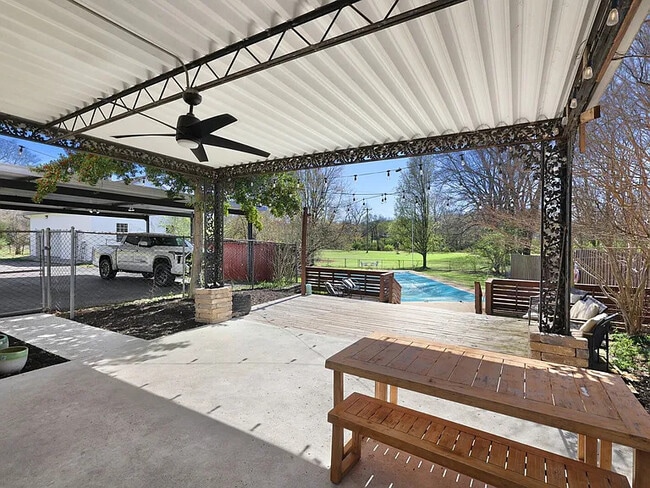 Photo - 436 Foothill Dr