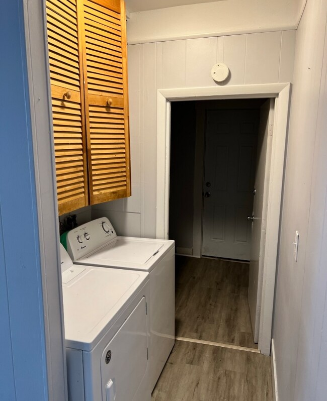 50 East Ave Apartment Unit 1 West Haven, CT