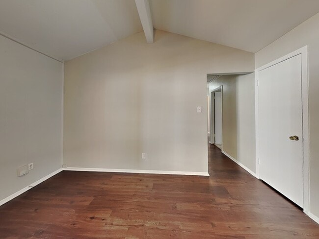 Photo - 1303 Carla Ave