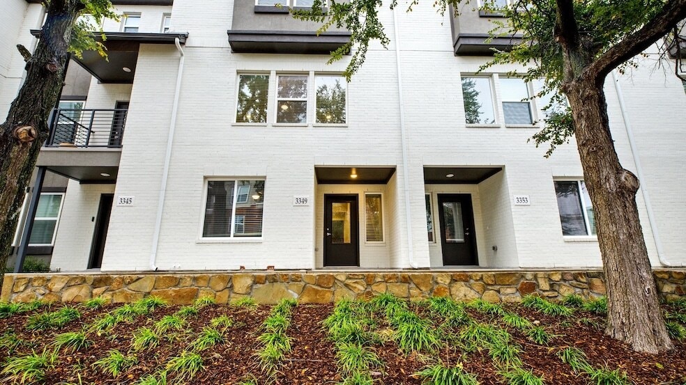 Photo - 3364 Norris St