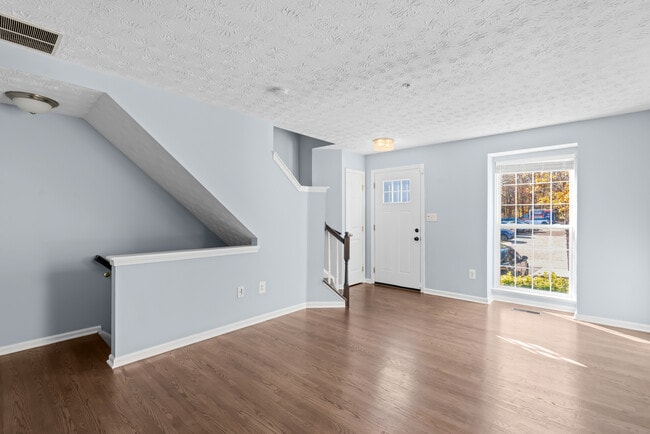 Photo - 8211 Water Lily Way