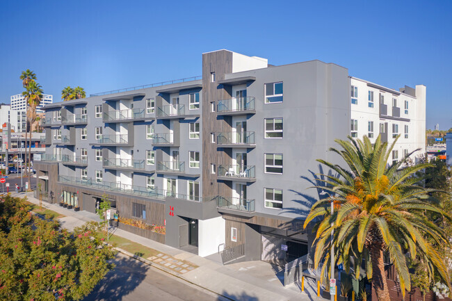 Sunset Rise - Sunset Rise Apartments