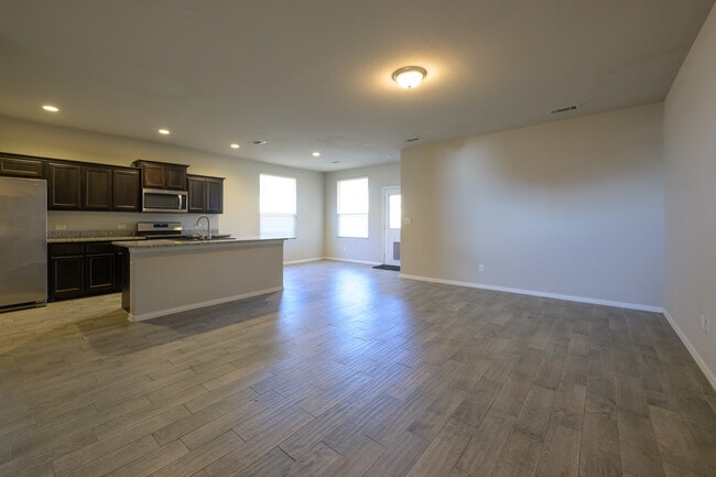 Photo - 6900 Brite Rd