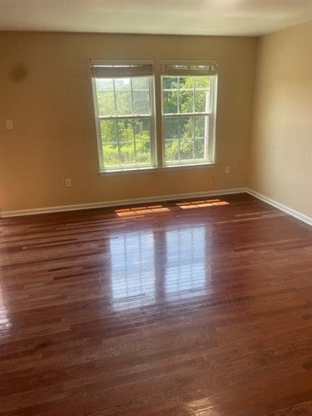 Photo - 505 Fairgate Drive