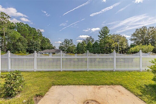 Photo - 138 Winter Chase Ln