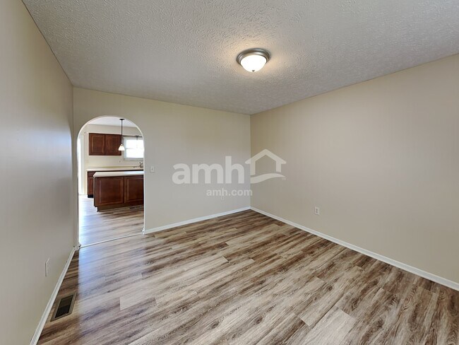 Photo - 5243 Arborline Ct