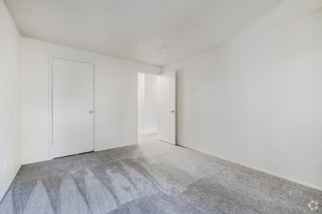 The B1.3 - 2BR, 1BA - 910SF - Bedroom