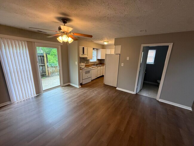 Photo - 3705 Crosby Dr