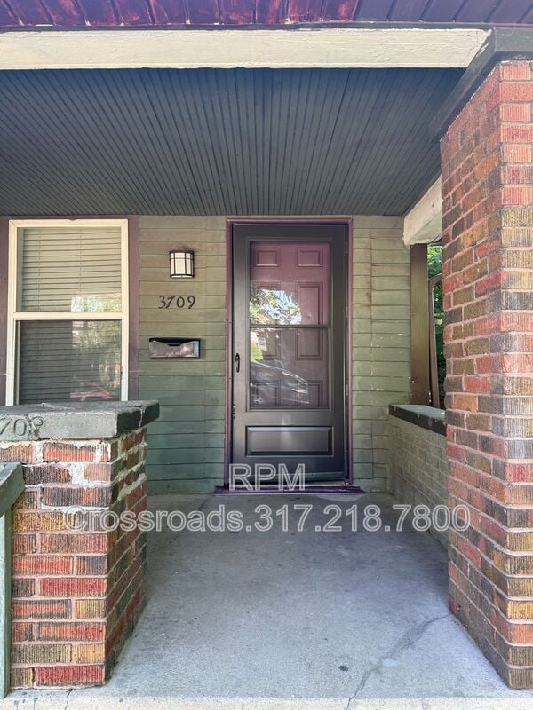 Photo - 3709 N Kenwood Ave