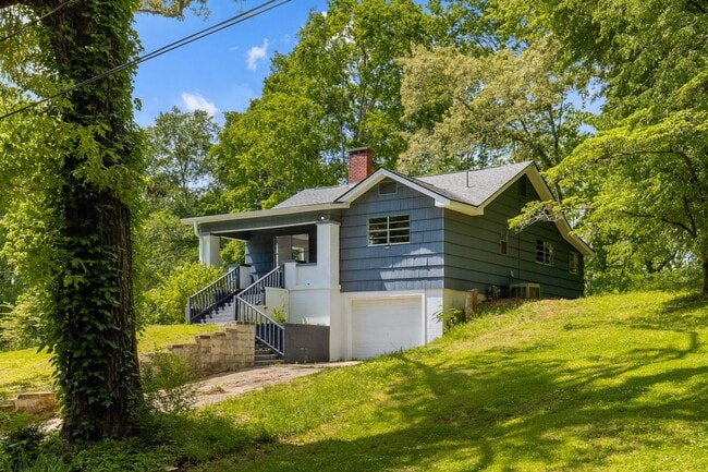 Photo - 620 Blue Bell Rd