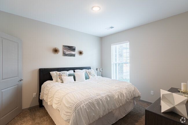 E - 2BR, 2BA - 988SF