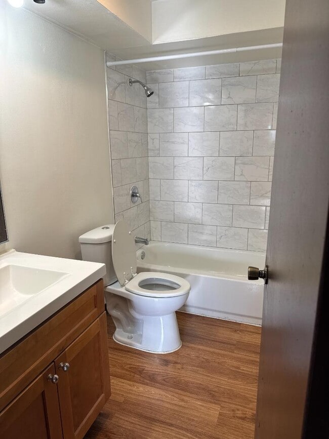 Photo - 2147 175th St