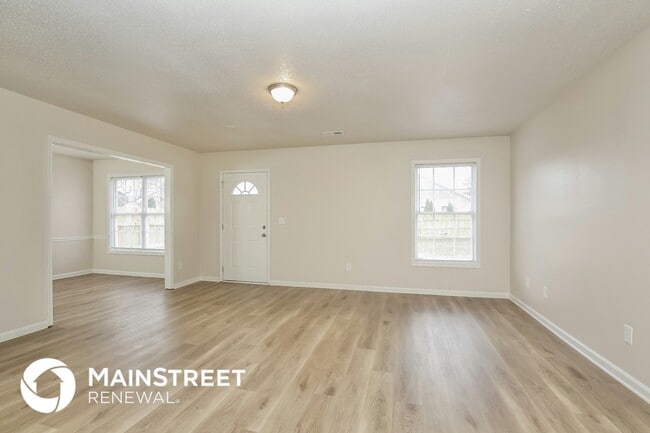 Photo - 3612 Markham Rd