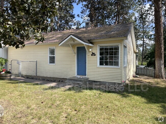 Building Photo - 9714 E 6th Ave Rental