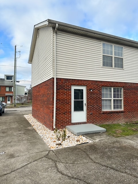 Photo - 115 Washington Ave Unit 2