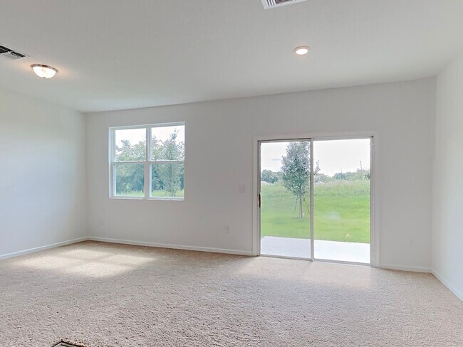 Photo - 703 Madison Dr