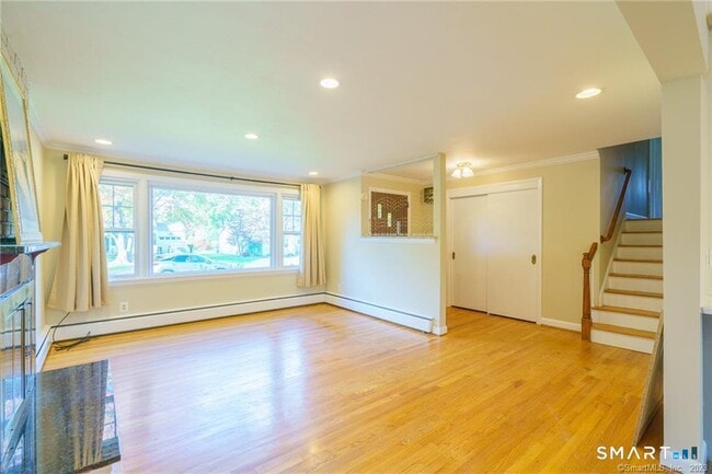 Photo - 33 Sky View Dr