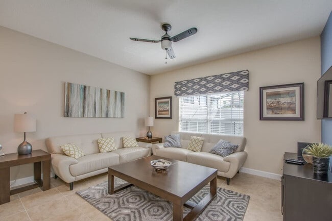 Photo - 4853 Clock Tower Dr Unidad ID1280836P