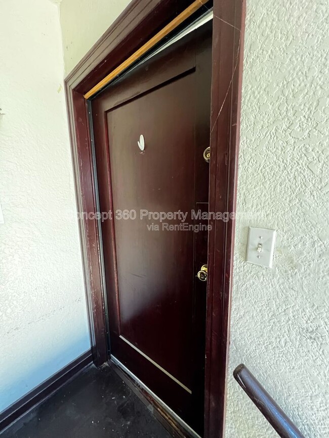 Photo - 1421 1/2 Obispo Ave