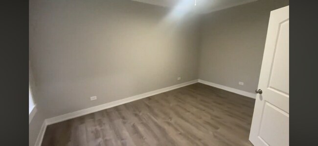 6523 N Newgard Ave Unidad 1G