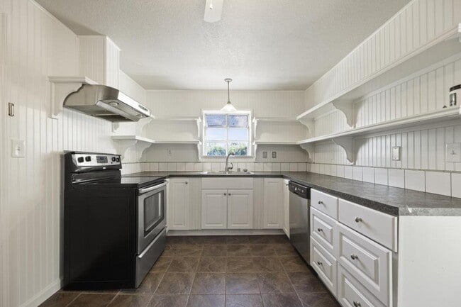 Photo - 1204 N Sheppard St