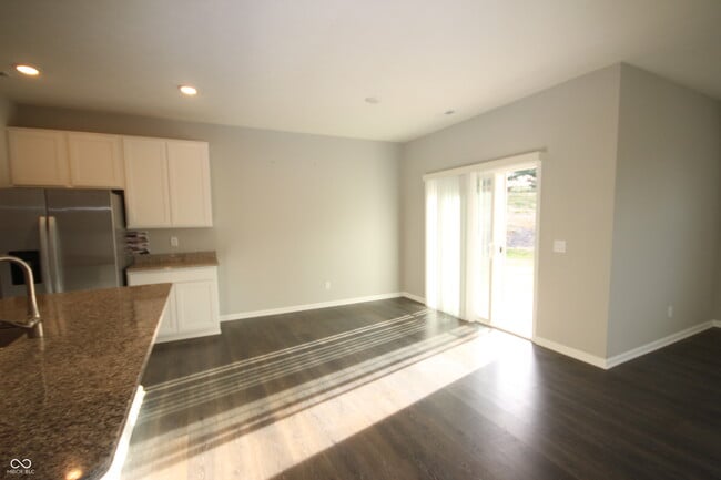 Photo - 10911 N Longbranch St