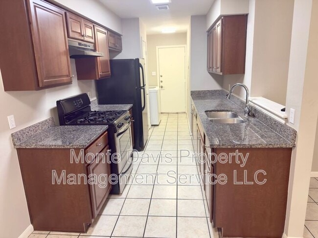 Photo - 2012 Margalene Way Unit B