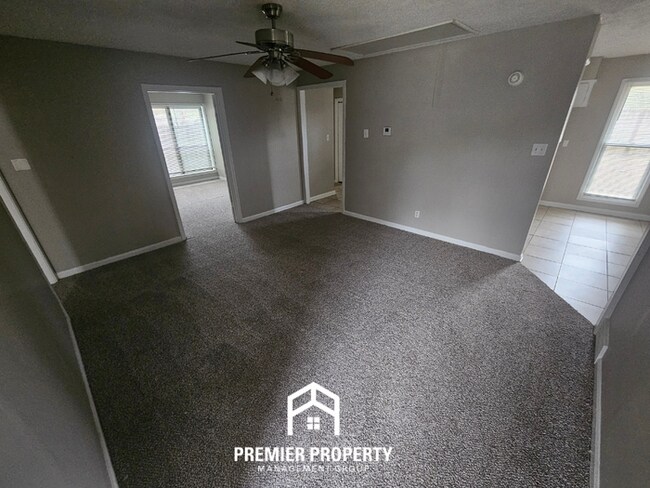 Photo - 3773 Caravel Dr