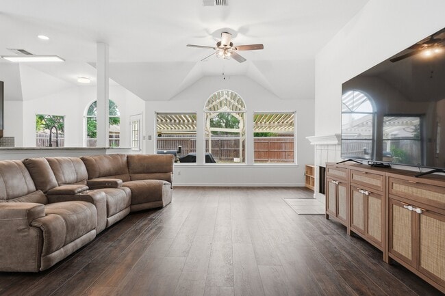 Photo - 7218 Gingerberry Dr